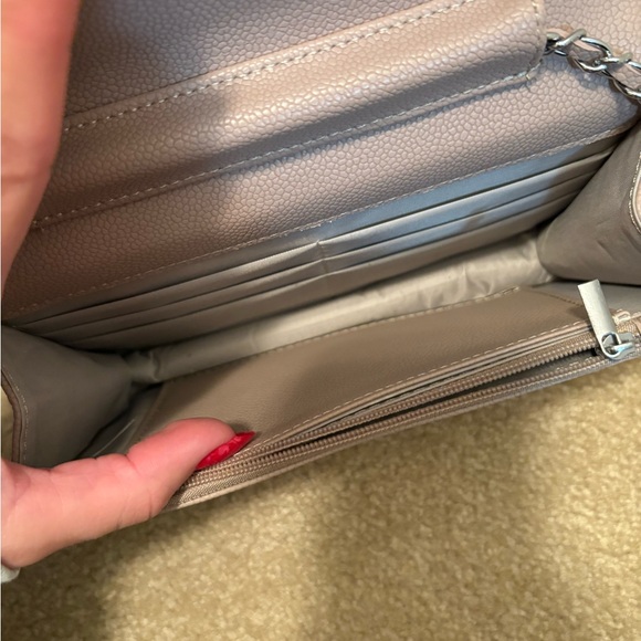 Purse - Picture 2 of 3